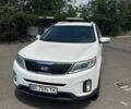 Білий Кіа Соренто, об'ємом двигуна 2.4 л та пробігом 195 тис. км за 12900 $, фото 1 на Automoto.ua