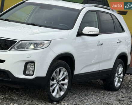 Белый Киа Соренто, объемом двигателя 2.2 л и пробегом 234 тыс. км за 14800 $, фото 7 на Automoto.ua