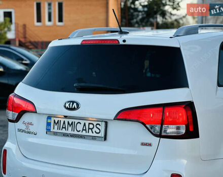 Белый Киа Соренто, объемом двигателя 2.4 л и пробегом 146 тыс. км за 12200 $, фото 11 на Automoto.ua