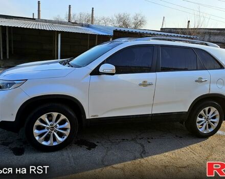Белый Киа Соренто, объемом двигателя 22 л и пробегом 215 тыс. км за 18500 $, фото 6 на Automoto.ua