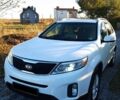 Белый Киа Соренто, объемом двигателя 2.4 л и пробегом 201 тыс. км за 10400 $, фото 1 на Automoto.ua
