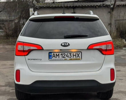 Белый Киа Соренто, объемом двигателя 2 л и пробегом 209 тыс. км за 16900 $, фото 3 на Automoto.ua