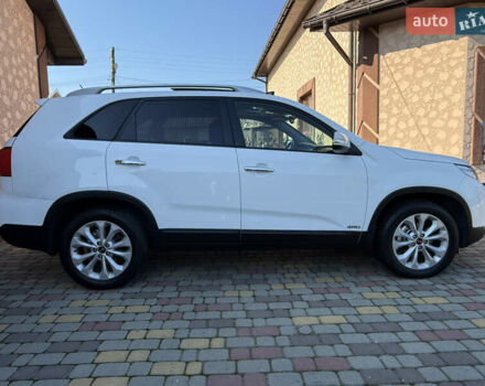 Белый Киа Соренто, объемом двигателя 2.2 л и пробегом 275 тыс. км за 16900 $, фото 2 на Automoto.ua