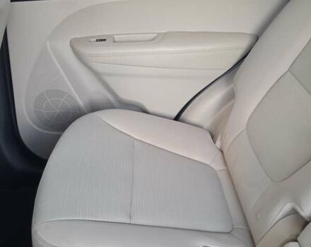 Белый Киа Соренто, объемом двигателя 2.4 л и пробегом 201 тыс. км за 10400 $, фото 24 на Automoto.ua