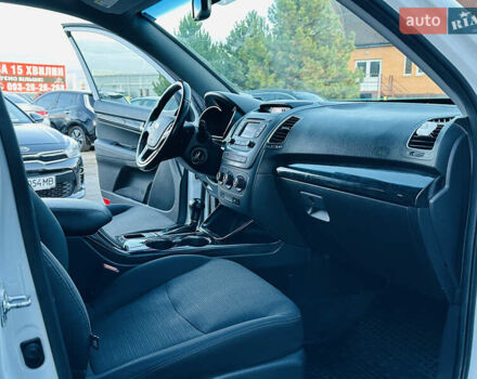 Белый Киа Соренто, объемом двигателя 2.4 л и пробегом 146 тыс. км за 12200 $, фото 29 на Automoto.ua