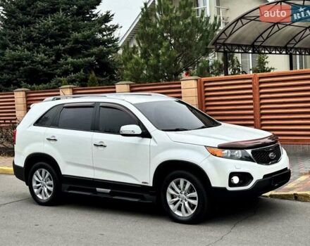 Білий Кіа Соренто, об'ємом двигуна 2.2 л та пробігом 117 тис. км за 15900 $, фото 1 на Automoto.ua