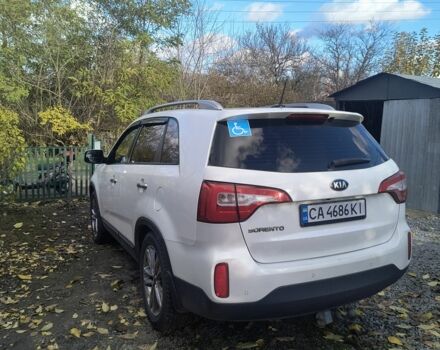 Белый Киа Соренто, объемом двигателя 2.2 л и пробегом 240 тыс. км за 15300 $, фото 3 на Automoto.ua