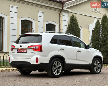 Киа Соренто 2013 в Радивилове на Automoto.ua Белый Киа Соренто, объемом двигателя 2.2 л и пробегом 228 тыс. км за 15700 $, фото 6 на Automoto.ua
