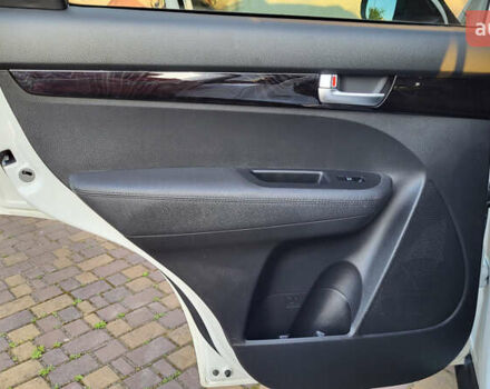 Белый Киа Соренто, объемом двигателя 2.2 л и пробегом 205 тыс. км за 16199 $, фото 39 на Automoto.ua