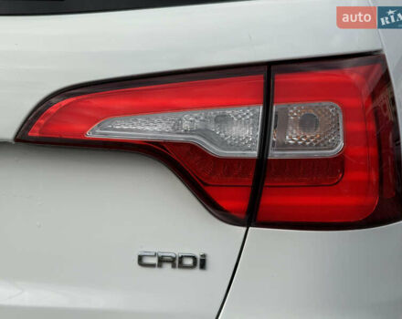 Белый Киа Соренто, объемом двигателя 2.2 л и пробегом 234 тыс. км за 14800 $, фото 21 на Automoto.ua