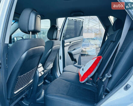 Белый Киа Соренто, объемом двигателя 2.4 л и пробегом 146 тыс. км за 12200 $, фото 18 на Automoto.ua