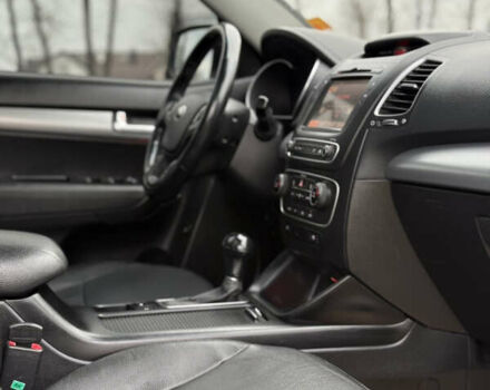 Білий Кіа Соренто, об'ємом двигуна 2.2 л та пробігом 179 тис. км за 16800 $, фото 77 на Automoto.ua