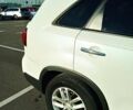 Белый Киа Соренто, объемом двигателя 2.4 л и пробегом 201 тыс. км за 10400 $, фото 6 на Automoto.ua