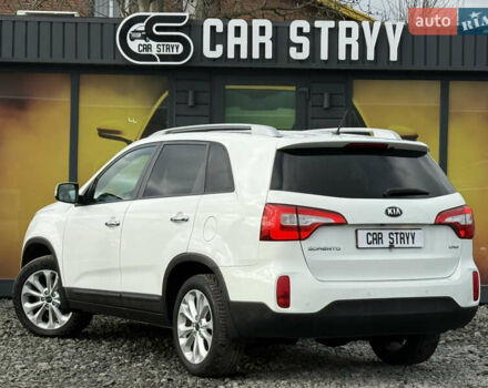 Белый Киа Соренто, объемом двигателя 2.2 л и пробегом 234 тыс. км за 14800 $, фото 2 на Automoto.ua