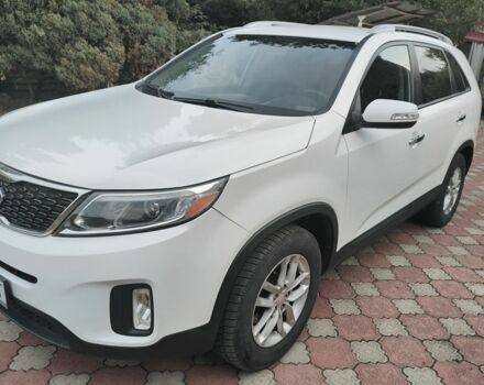 Белый Киа Соренто, объемом двигателя 2.4 л и пробегом 146 тыс. км за 11500 $, фото 3 на Automoto.ua
