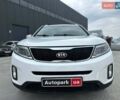 Белый Киа Соренто, объемом двигателя 2.4 л и пробегом 203 тыс. км за 10290 $, фото 1 на Automoto.ua