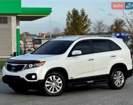 Белый Киа Соренто, объемом двигателя 2.2 л и пробегом 112 тыс. км за 16500 $, фото 4 на Automoto.ua