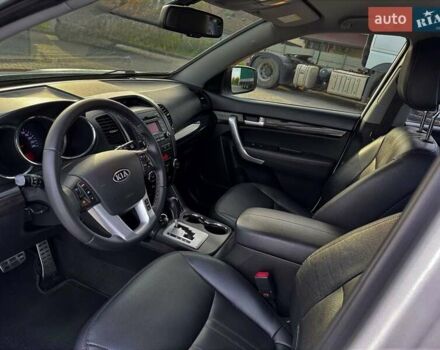 Белый Киа Соренто, объемом двигателя 2.2 л и пробегом 112 тыс. км за 16500 $, фото 9 на Automoto.ua