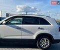 Белый Киа Соренто, объемом двигателя 2.4 л и пробегом 203 тыс. км за 10640 $, фото 9 на Automoto.ua
