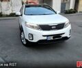 Белый Киа Соренто, объемом двигателя 22 л и пробегом 215 тыс. км за 18500 $, фото 1 на Automoto.ua