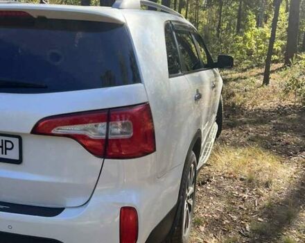 Киа Соренто 2013 в Житомире на Automoto.ua Белый Киа Соренто, объемом двигателя 2 л и пробегом 270 тыс. км за 16000 $, фото 10 на Automoto.ua