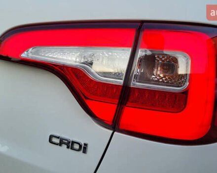 Белый Киа Соренто, объемом двигателя 2.2 л и пробегом 205 тыс. км за 16199 $, фото 20 на Automoto.ua