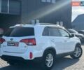 Белый Киа Соренто, объемом двигателя 2.4 л и пробегом 203 тыс. км за 10640 $, фото 6 на Automoto.ua