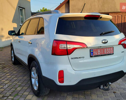 Белый Киа Соренто, объемом двигателя 2.2 л и пробегом 205 тыс. км за 16199 $, фото 8 на Automoto.ua
