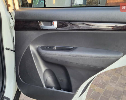 Белый Киа Соренто, объемом двигателя 2.2 л и пробегом 205 тыс. км за 16199 $, фото 41 на Automoto.ua