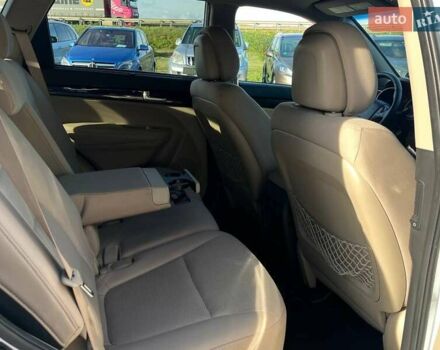 Белый Киа Соренто, объемом двигателя 2.4 л и пробегом 203 тыс. км за 10640 $, фото 31 на Automoto.ua