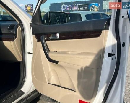 Белый Киа Соренто, объемом двигателя 2.4 л и пробегом 203 тыс. км за 10640 $, фото 34 на Automoto.ua