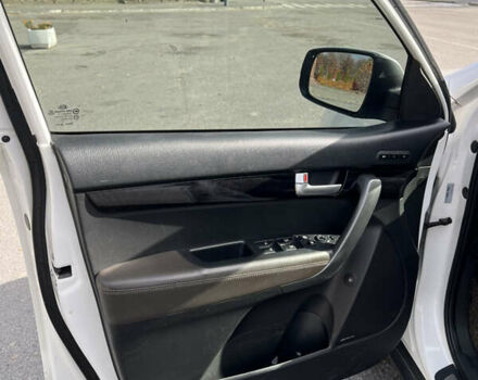 Киа Соренто 2013 в Барановке на Automoto.ua Белый Киа Соренто, объемом двигателя 2 л и пробегом 232 тыс. км за 21000 $, фото 9 на Automoto.ua