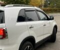 Белый Киа Соренто, объемом двигателя 2.2 л и пробегом 145 тыс. км за 18500 $, фото 3 на Automoto.ua