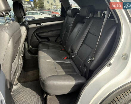 Белый Киа Соренто, объемом двигателя 2.2 л и пробегом 234 тыс. км за 14800 $, фото 40 на Automoto.ua