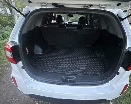 Белый Киа Соренто, объемом двигателя 2 л и пробегом 201 тыс. км за 16500 $, фото 33 на Automoto.ua