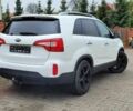 Белый Киа Соренто, объемом двигателя 2.2 л и пробегом 178 тыс. км за 9000 $, фото 4 на Automoto.ua