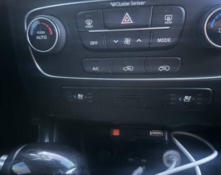 Белый Киа Соренто, объемом двигателя 2 л и пробегом 201 тыс. км за 16500 $, фото 36 на Automoto.ua