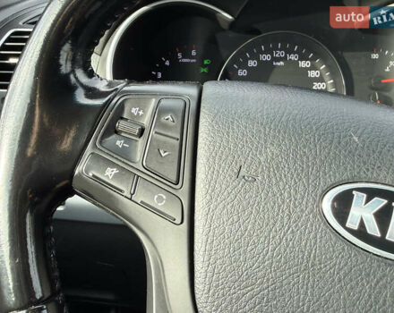 Белый Киа Соренто, объемом двигателя 2.2 л и пробегом 234 тыс. км за 14800 $, фото 49 на Automoto.ua