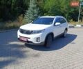 Білий Кіа Соренто, об'ємом двигуна 2 л та пробігом 203 тис. км за 16300 $, фото 1 на Automoto.ua