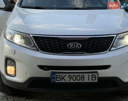 Белый Киа Соренто, объемом двигателя 2.2 л и пробегом 198 тыс. км за 18400 $, фото 7 на Automoto.ua