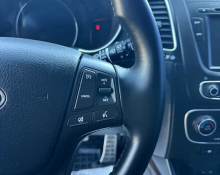 Киа Соренто 2014 в Дубно на Automoto.ua Белый Киа Соренто, объемом двигателя 2.2 л и пробегом 184 тыс. км за 17499 $, фото 18 на Automoto.ua