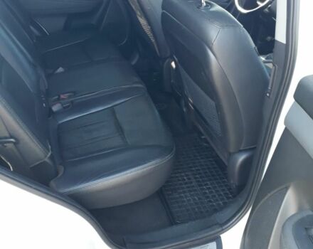 Білий Кіа Соренто, об'ємом двигуна 2.2 л та пробігом 210 тис. км за 12000 $, фото 4 на Automoto.ua