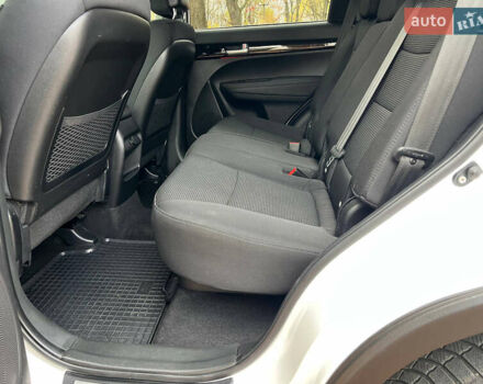Белый Киа Соренто, объемом двигателя 2.2 л и пробегом 132 тыс. км за 17800 $, фото 38 на Automoto.ua