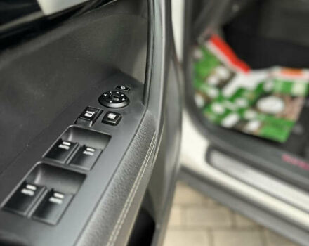 Белый Киа Соренто, объемом двигателя 2.2 л и пробегом 190 тыс. км за 16900 $, фото 13 на Automoto.ua