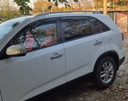 Киа Соренто 2014 в Измаиле на Automoto.ua Белый Киа Соренто, объемом двигателя 2.36 л и пробегом 114 тыс. км за 13000 $, фото 4 на Automoto.ua
