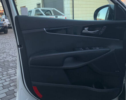 Білий Кіа Соренто, об'ємом двигуна 2.2 л та пробігом 182 тис. км за 24000 $, фото 6 на Automoto.ua