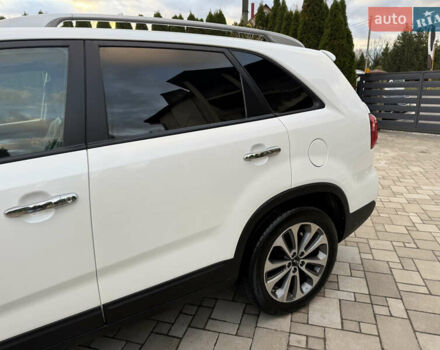 Кіа Соренто 2014 у Івано-Франківську на Automoto.ua Білий Кіа Соренто, об'ємом двигуна 2.2 л та пробігом 228 тис. км за 17950 $, фото 9 на Automoto.ua