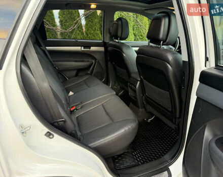 Кіа Соренто 2014 у Івано-Франківську на Automoto.ua Білий Кіа Соренто, об'ємом двигуна 2.2 л та пробігом 228 тис. км за 17950 $, фото 30 на Automoto.ua