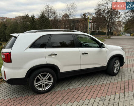 Белый Киа Соренто, объемом двигателя 2.2 л и пробегом 190 тыс. км за 16900 $, фото 8 на Automoto.ua