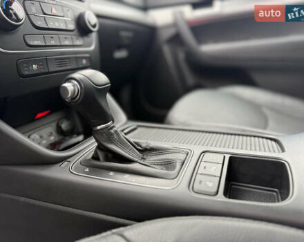 Кіа Соренто 2014 у Луцьку на Automoto.ua Білий Кіа Соренто, об'ємом двигуна 2.2 л та пробігом 158 тис. км за 18300 $, фото 57 на Automoto.ua